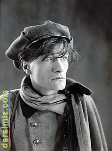 Artaud Antonin Kimdir?