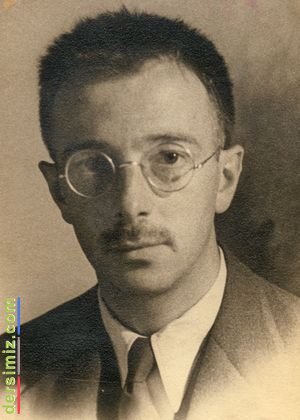 Orhan Burian Kimdir?